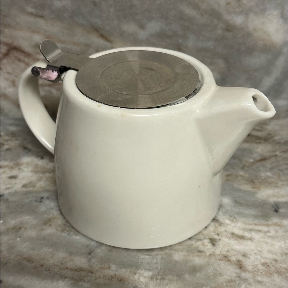 FORLIFE 18-Ounce Stump Teapot with SLS Lid and Infuser